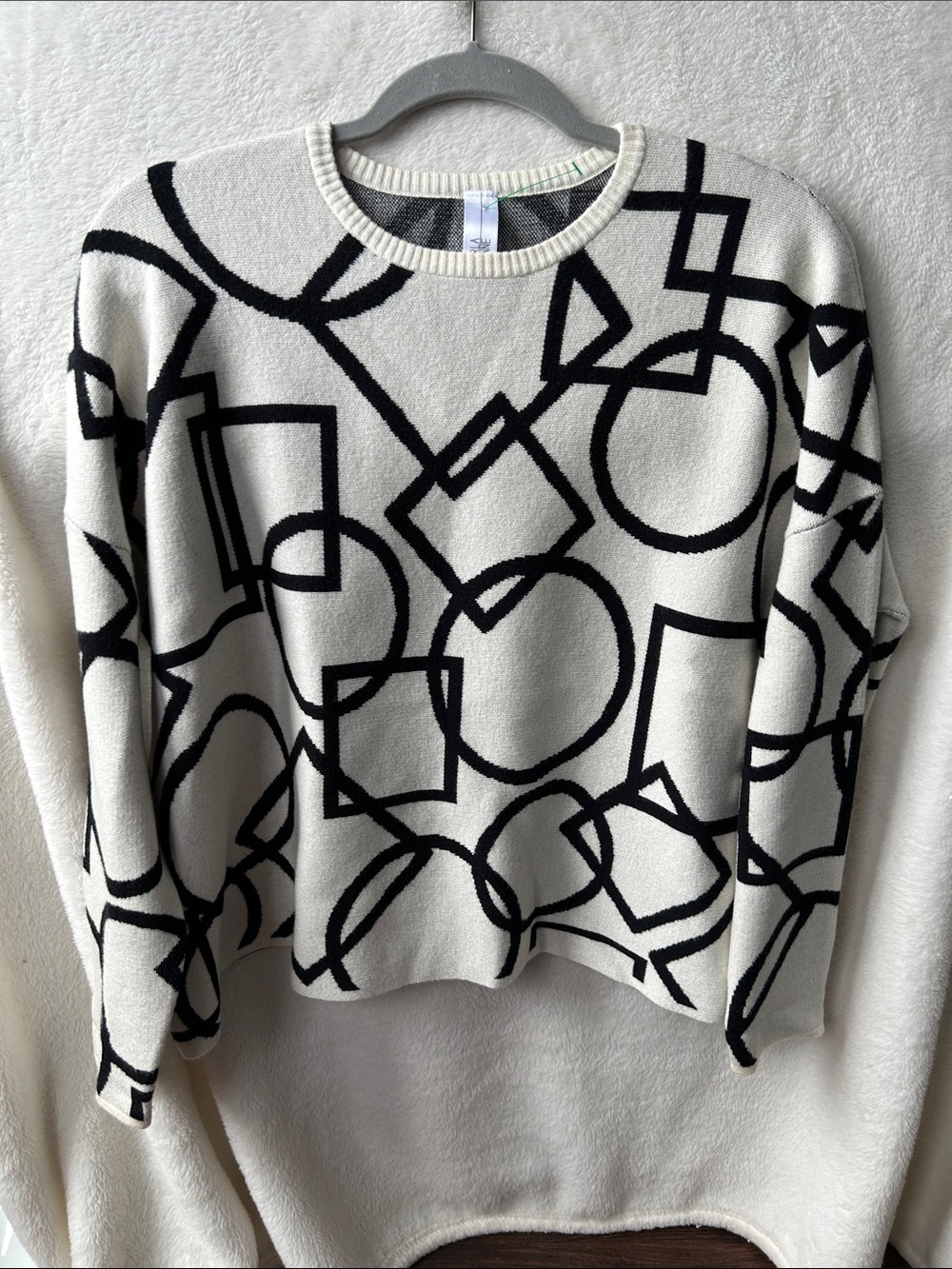 Marla Wynne plush jacguard patterned sweater medium